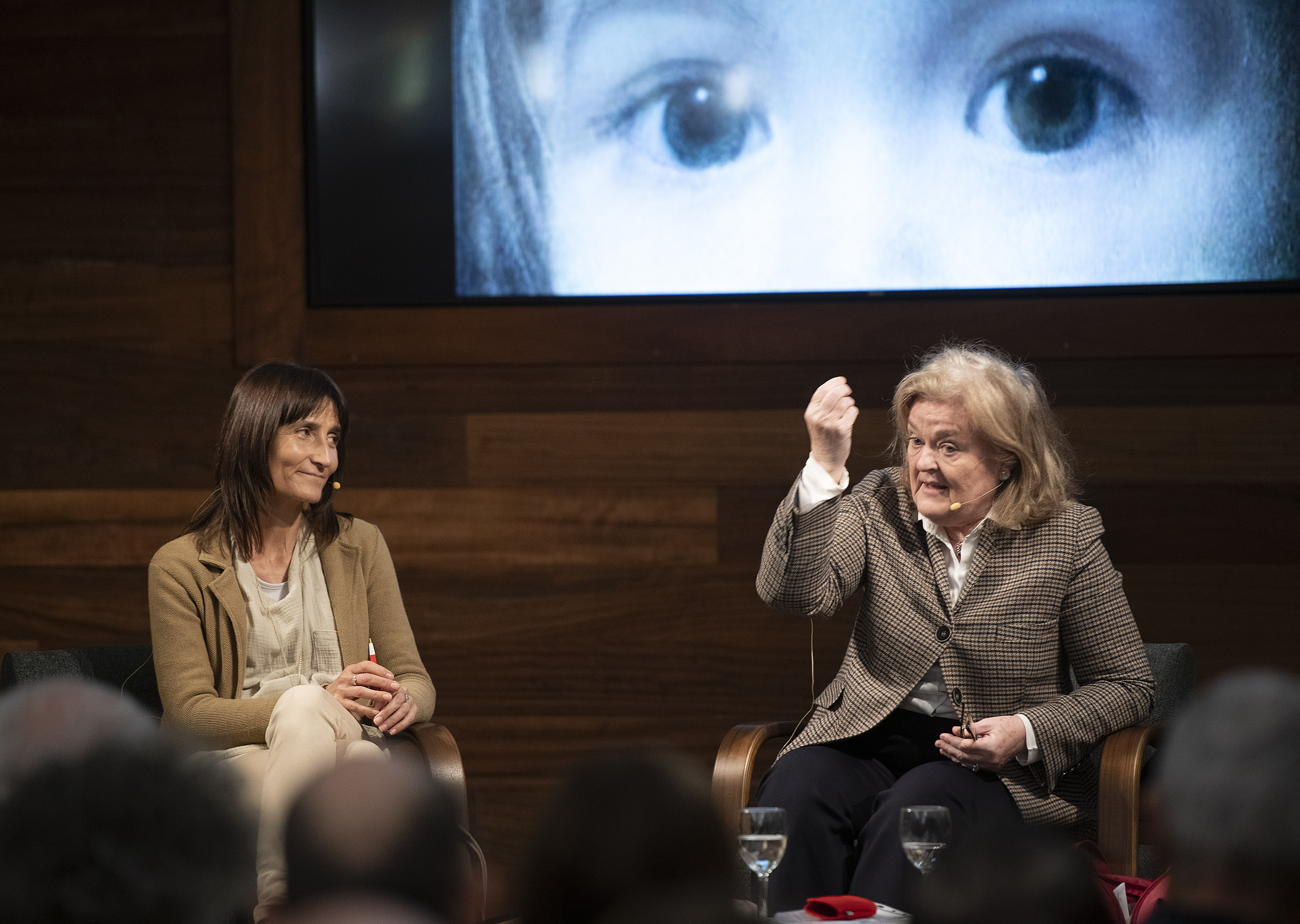 Moldeando el cerebro humano en la infancia 