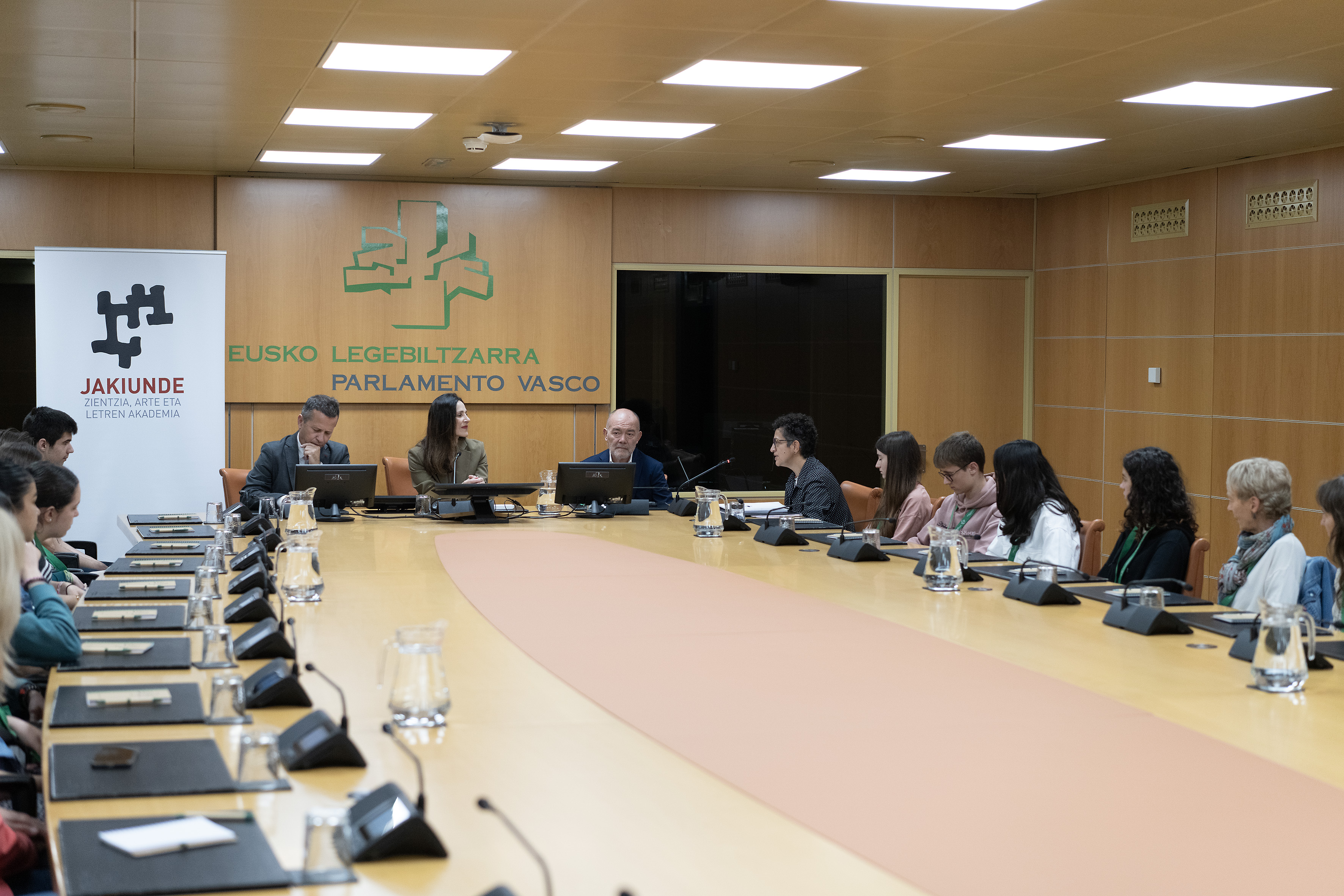 Acto de entrega certificados Jakin-Mina en Gasteiz