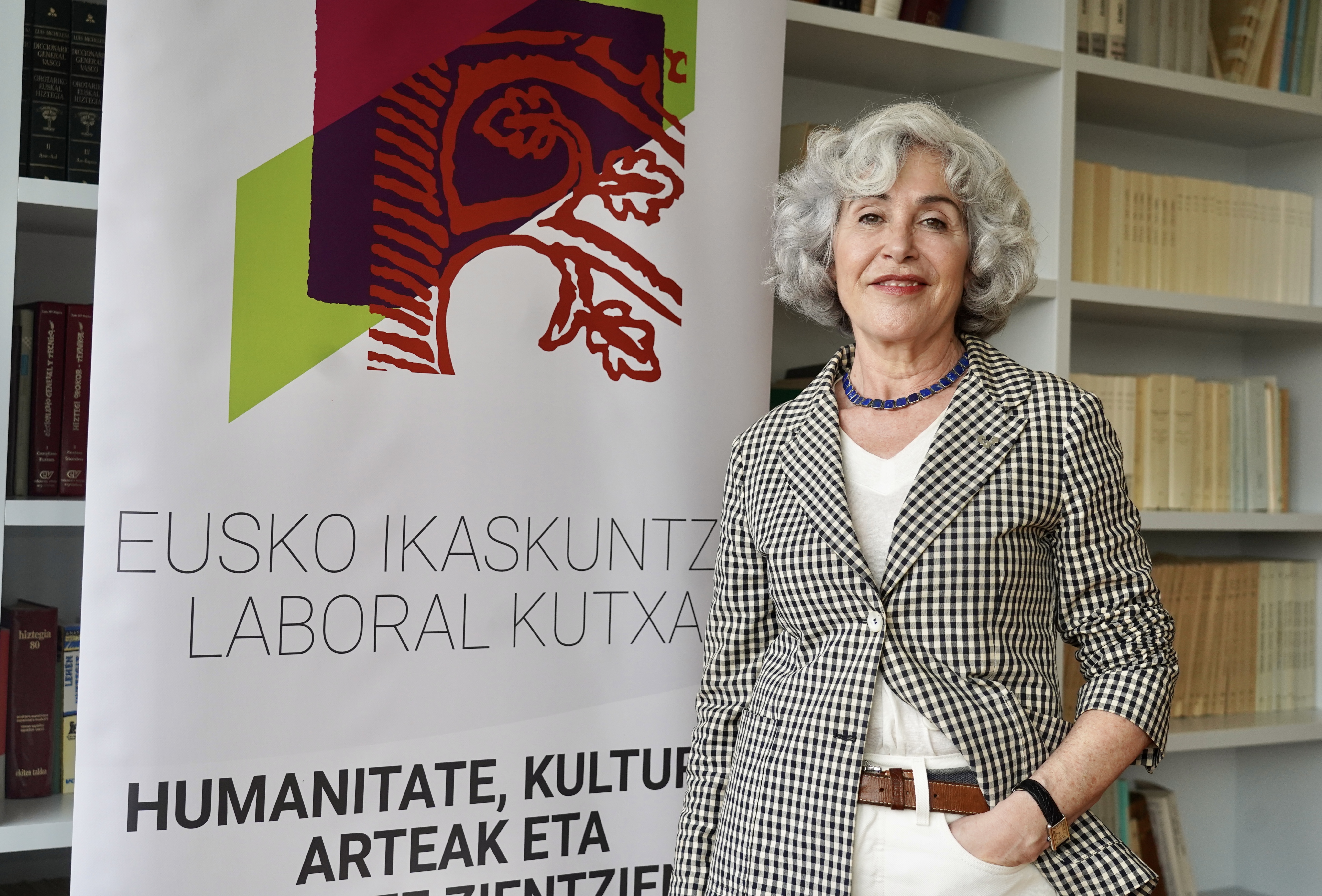 Itziar Laka Premio Eusko Ikaskuntza-Laboral Kutxa 2024